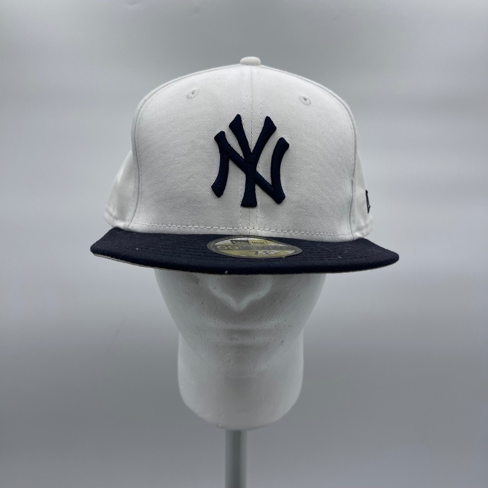 New Era 59FIFTY 7 3/4 Fitted Hat White Navy New York Yankees MLB Baseball Cap